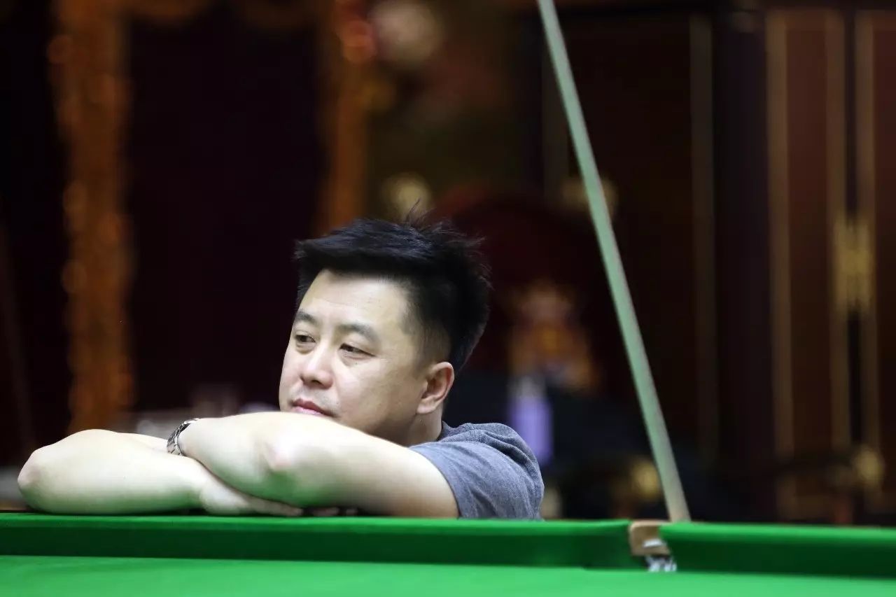 西蒙斯正式 西蒙斯正式