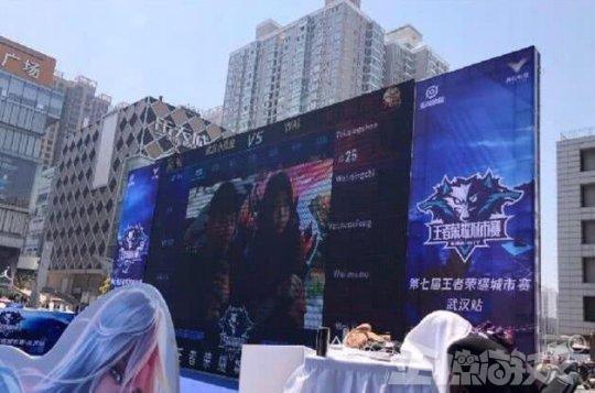 让队友变得 让队友变得